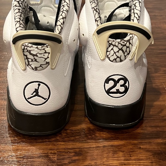 Air Jordan 6 Motor Sport Edition - Picture 4 of 6